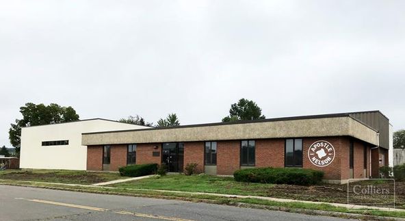 Free Standing Flex Building With Ample Parking Ideal For Manufacturing or Service Business: 11 Sherman St, West Hartford, CT 06110